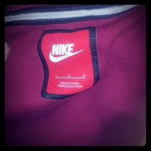 Burgundy Nike techknit top